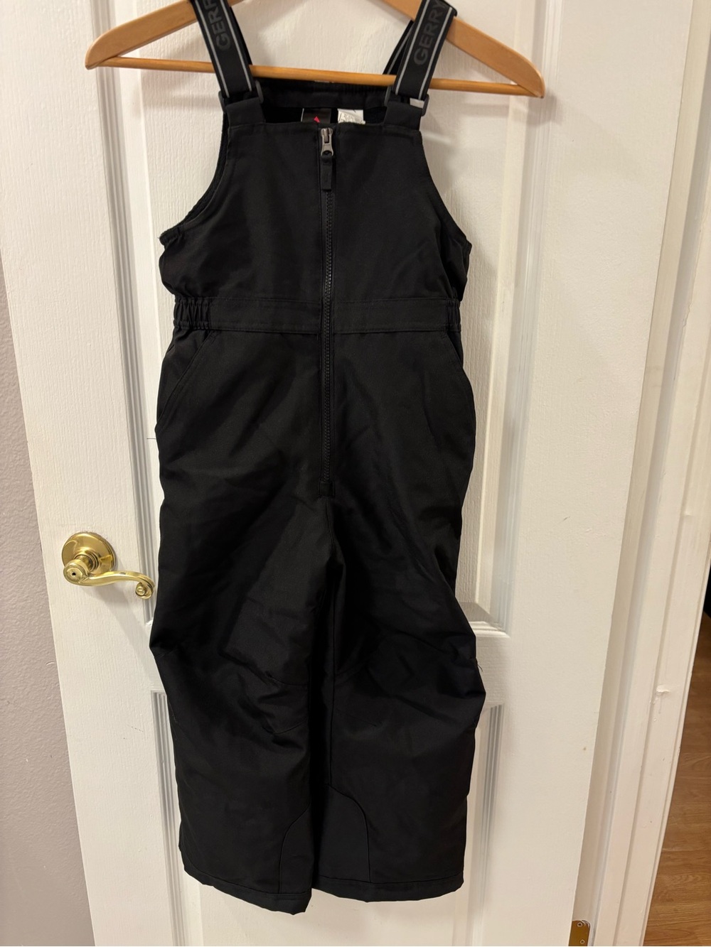 Gerry Kids Black Snow Bib Insulated One-Piece Adjustable Straps Zipper youth 6